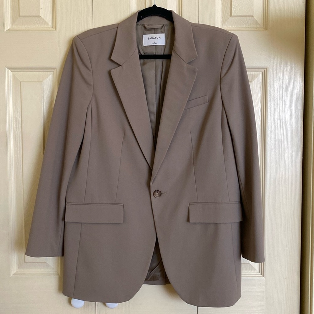 Aritzia Babaton Agency Blazer